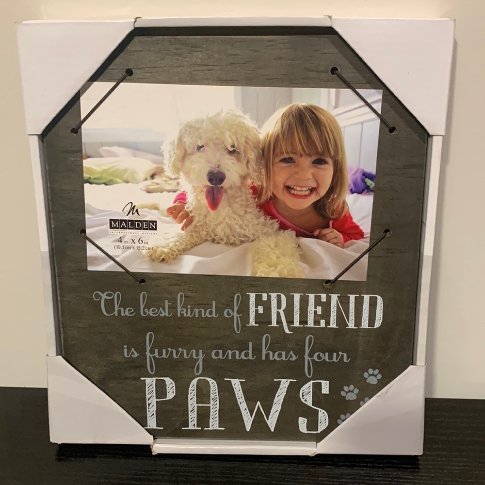 Doggie picture frame